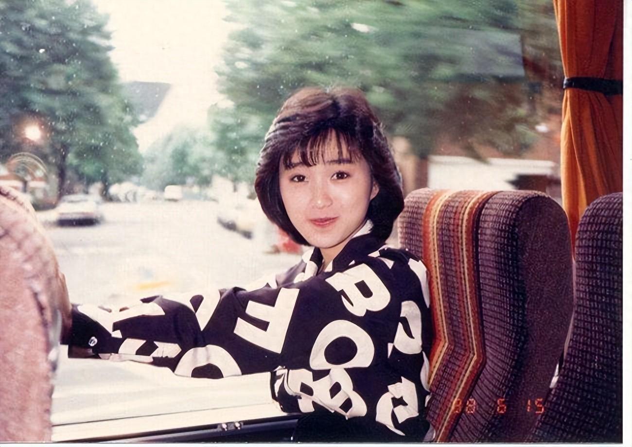 堕落的“清纯女星”酒井法子，这张腿间蝴蝶背后，隐藏着的故事